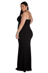 Plus Joselyn Formal Halter Dresses